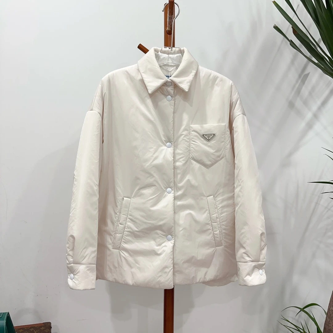 99新  安洁利严选/Prada棉衣/尺码38成色直播间为准GSS18130