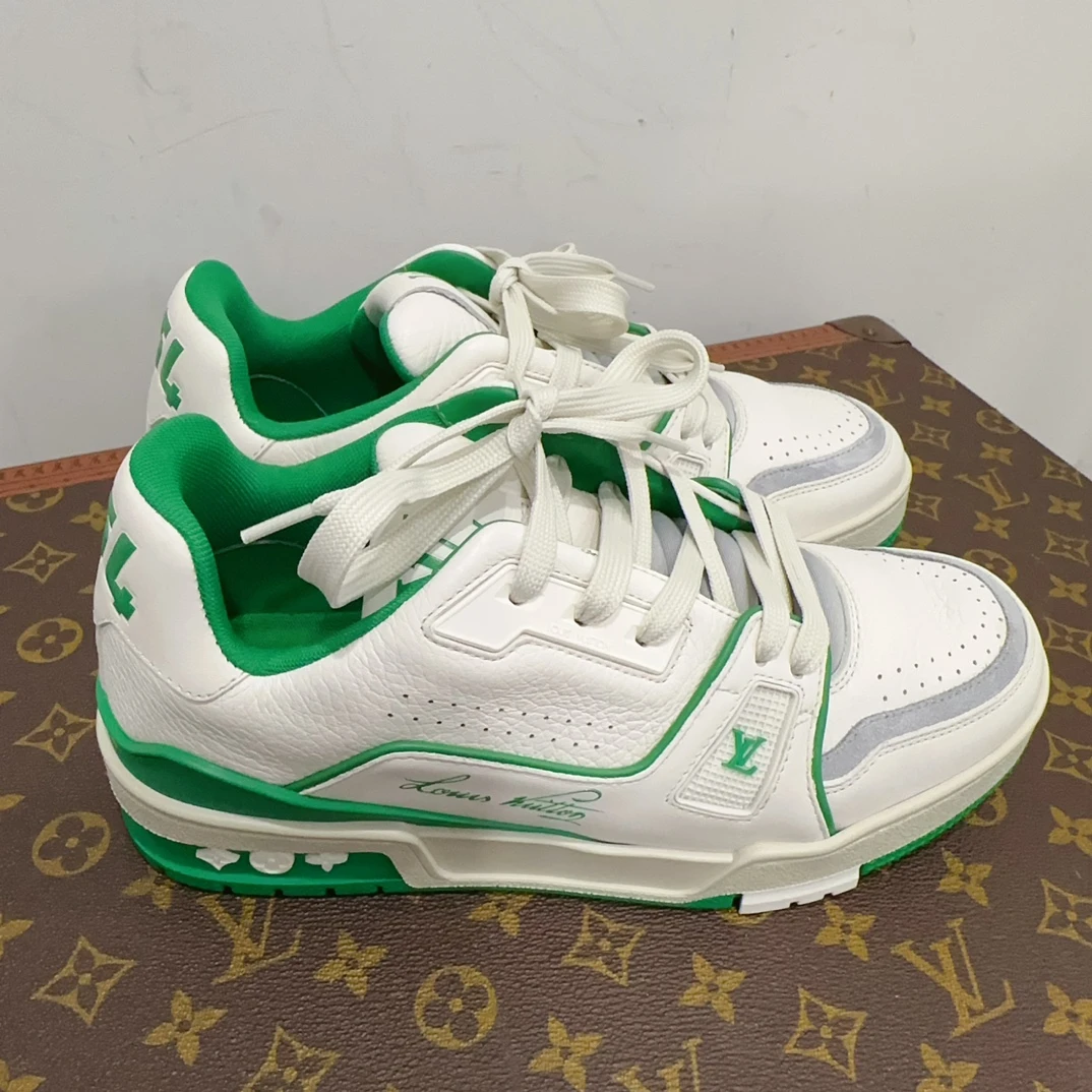 99新  安洁利严选/Lv Trainer鞋/码37/成色以直播间为准/GSS14935