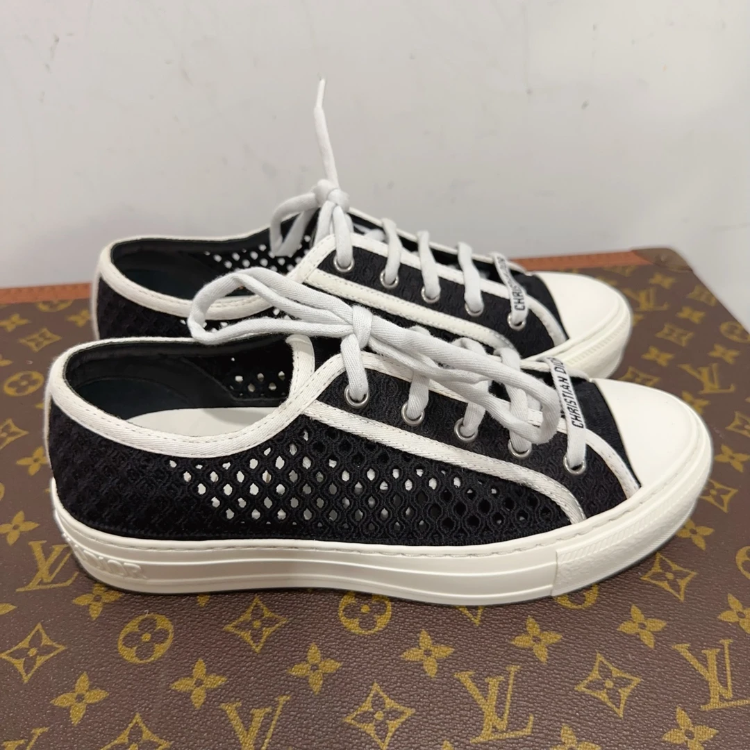 95新 DIOR/迪奥 平底鞋 尺码37成色直播为准GSS21006