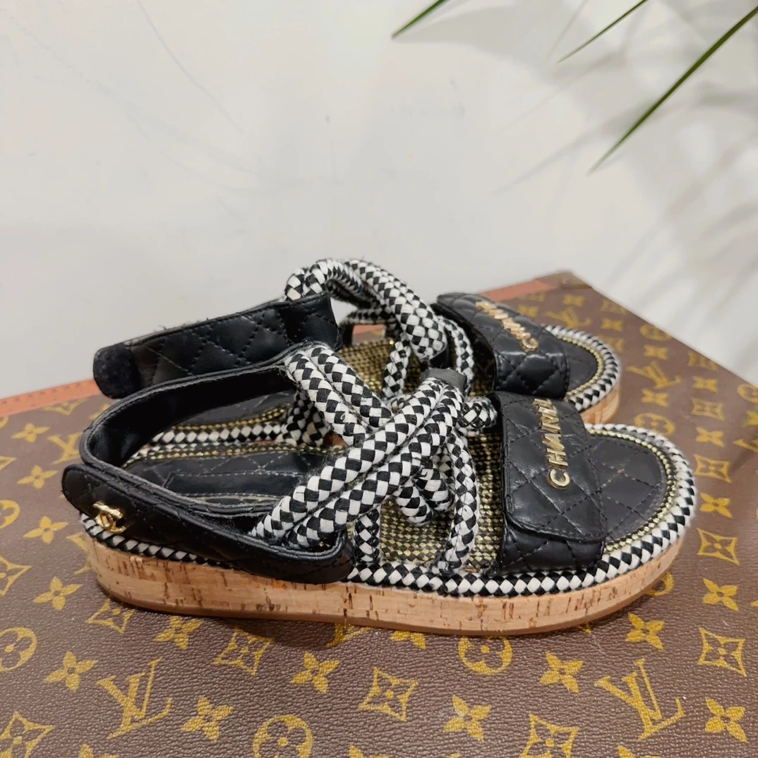 95新 Chanel/香奈儿 凉鞋/尺码36/成色以直播间为准/GSS10151