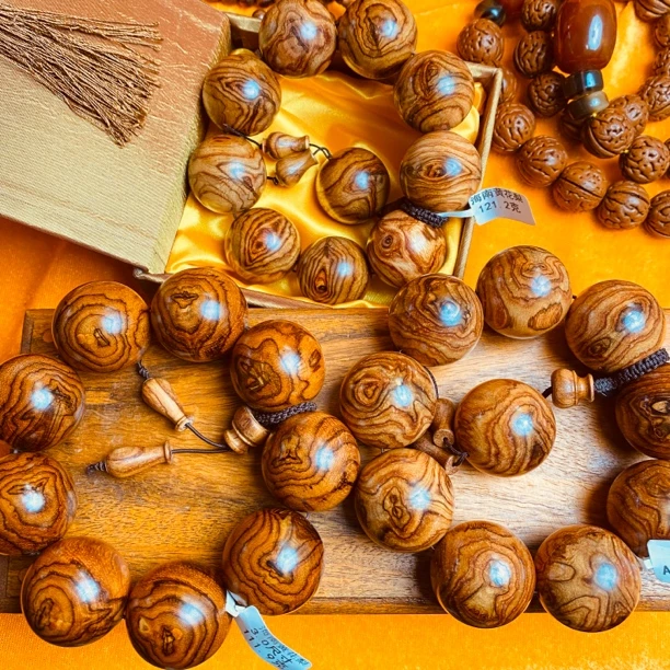 非金属木质手链 精品海黄黄花梨3.0cm蜘蛛纹对鬼脸