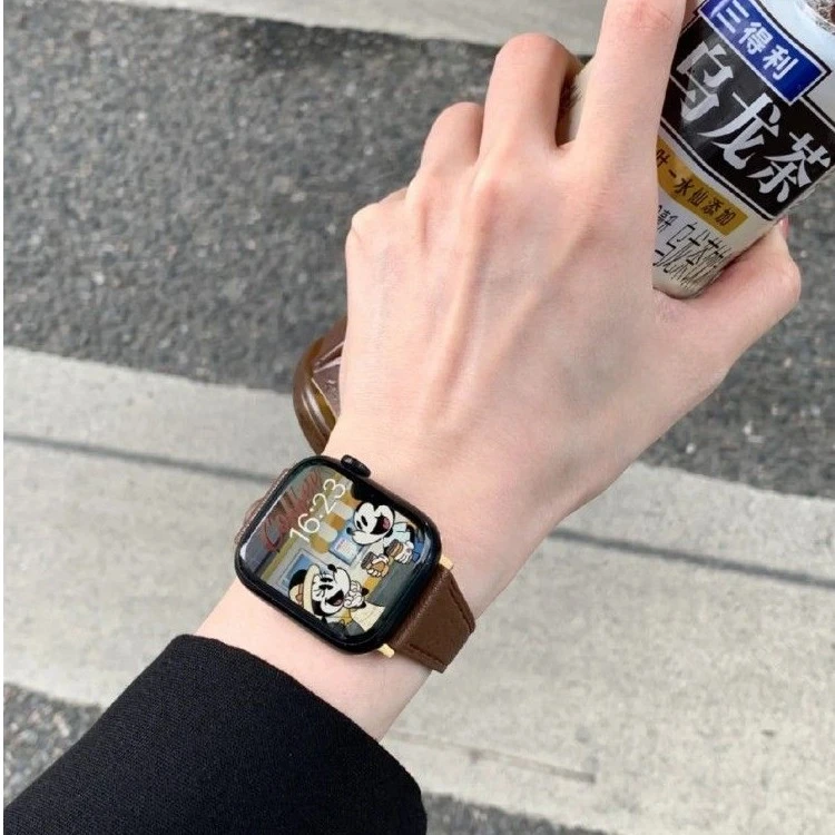 适用Applewatch8小蛮腰真皮质表带苹果亲肤手表765se苹果表带产品