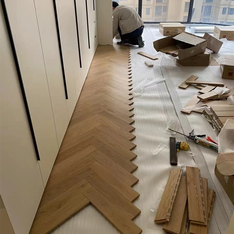 艾特吾家新三层人字拼地板橡木实木锁扣地暖家用环保ENF级15mm