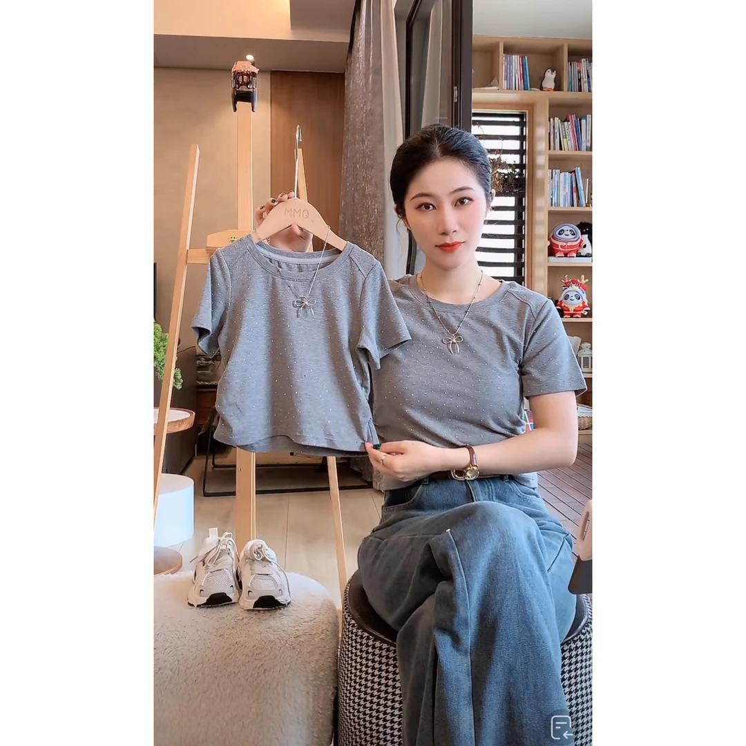 麦麦秋【现货-母女正肩烫钻T恤+舒适透气不仅显瘦百搭】女童夏季