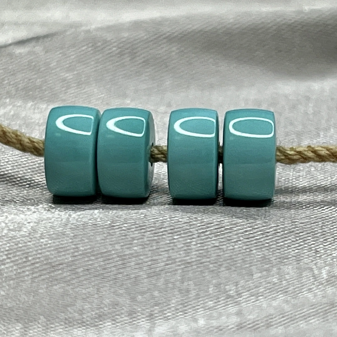 精工直切2对对珠，直径6.7x3.9mm