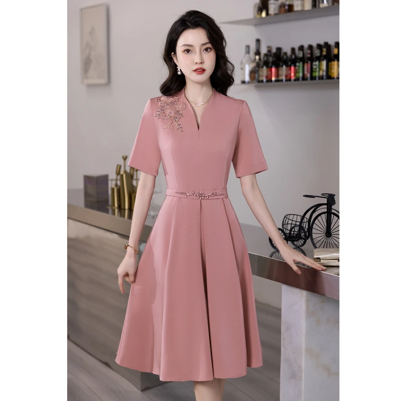 年轻款妈妈婚礼服高贵小个子粉色高端喜婆婆婚宴装晚礼服洋气夏季
