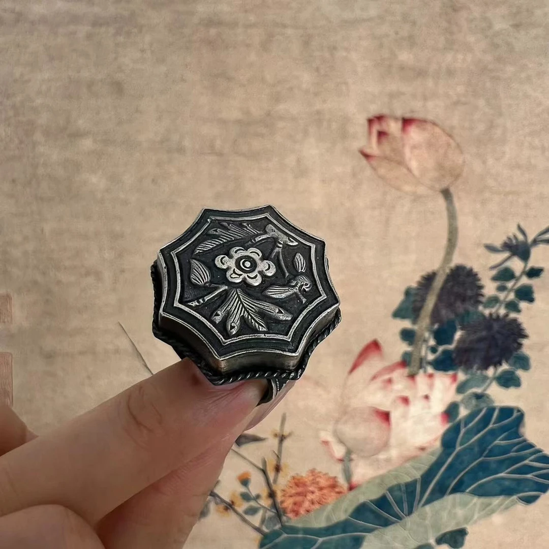 足银戒指 肖肖分享 老银镂空錾刻戒指118 （八角花戒）