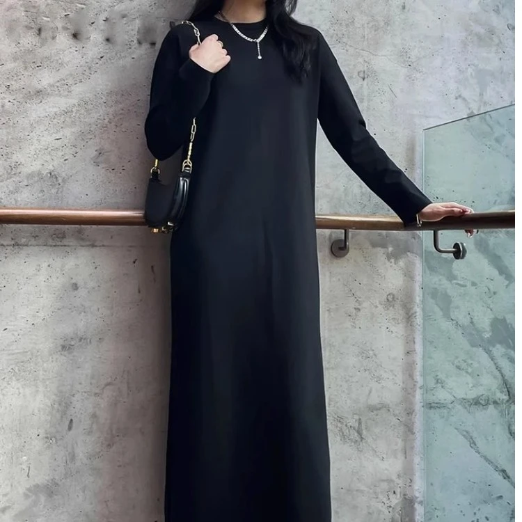 大码宽松显瘦直筒长袖连衣裙女秋冬新款高级感黑色长款气质长裙子