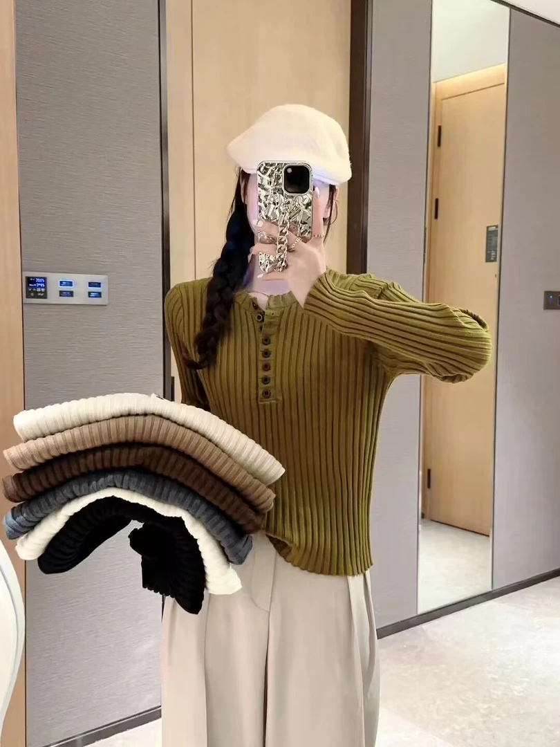 别致半开领针织上衣女长袖短款毛衣2023年秋冬复古高腰修身打底衫