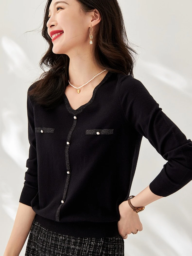 花倾慕v领打底衫女内搭毛衣2024新款洋气上衣宽松长袖针织衫9018