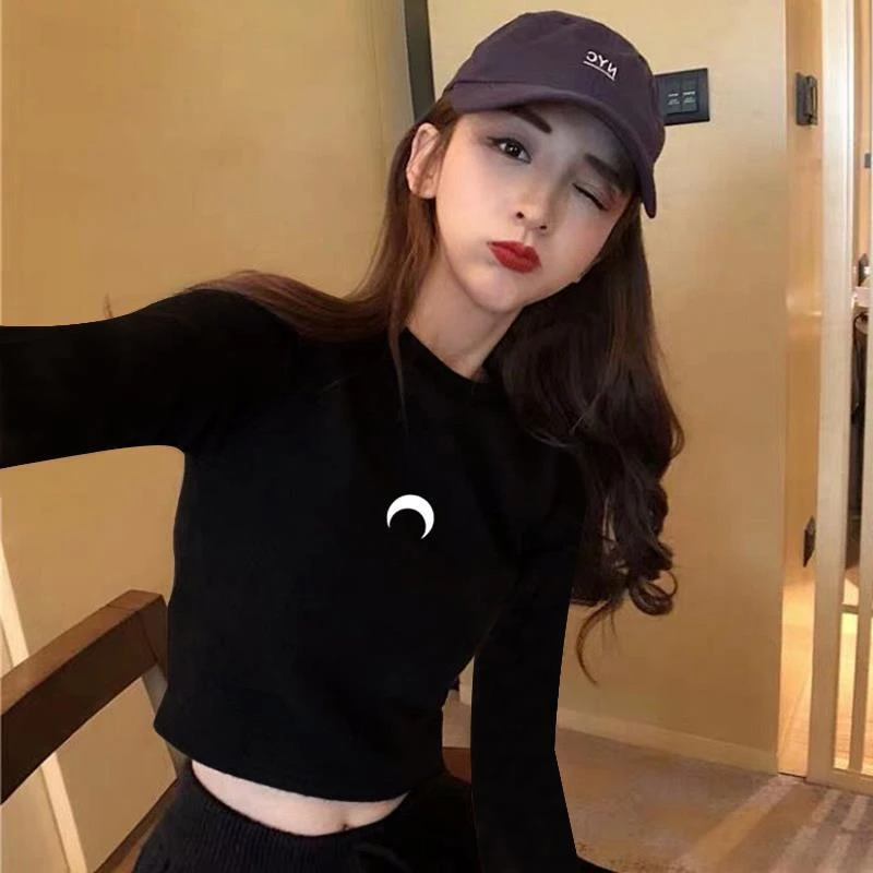 秋冬新款黑色半高领打底衫女内搭短款爵士舞上衣紧身显瘦长袖t恤