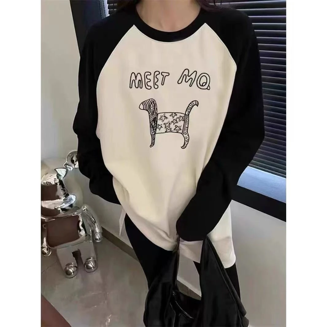 2024秋冬新款韩版刺绣宽松百搭显瘦打底衫减龄小众设计长袖卫衣女