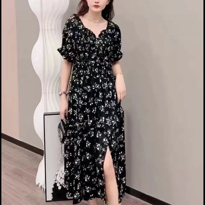 夏季设计感女装连衣裙薄纱碎花气质显瘦长裙松紧腰泡泡袖法式纱裙