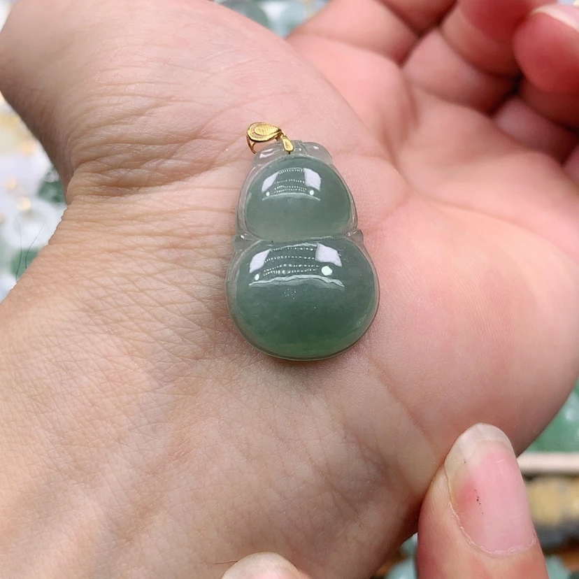 【闪购商品】翡翠吊坠(不含链)18K金镶嵌