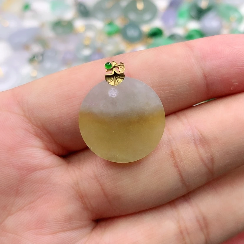 【闪购商品】翡翠吊坠(不含链)18K金镶嵌