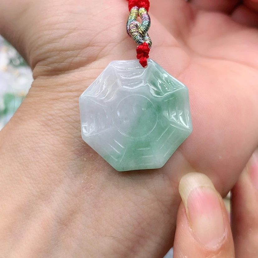 【闪购商品】翡翠吊坠(不含链)未镶嵌
