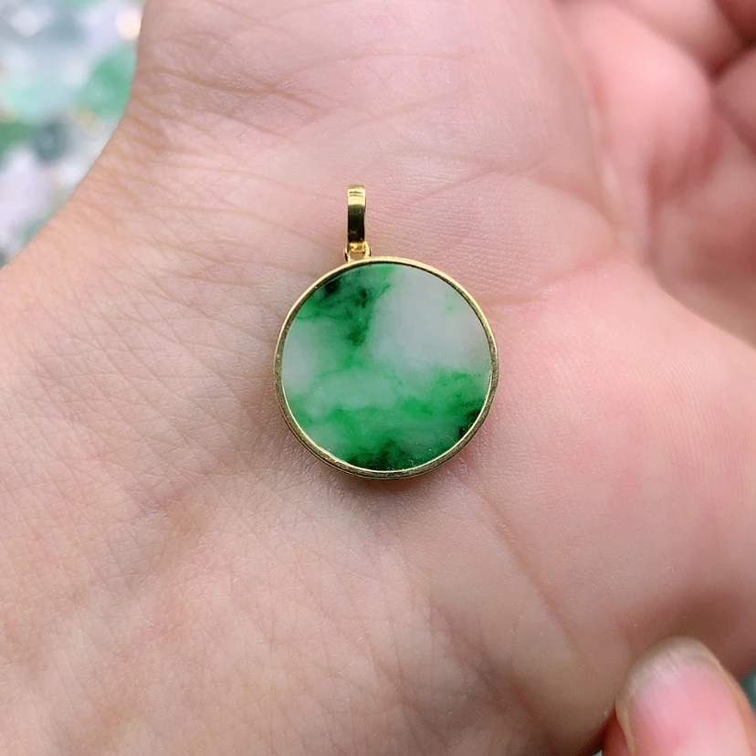【闪购商品】翡翠吊坠(不含链)18K金镶嵌