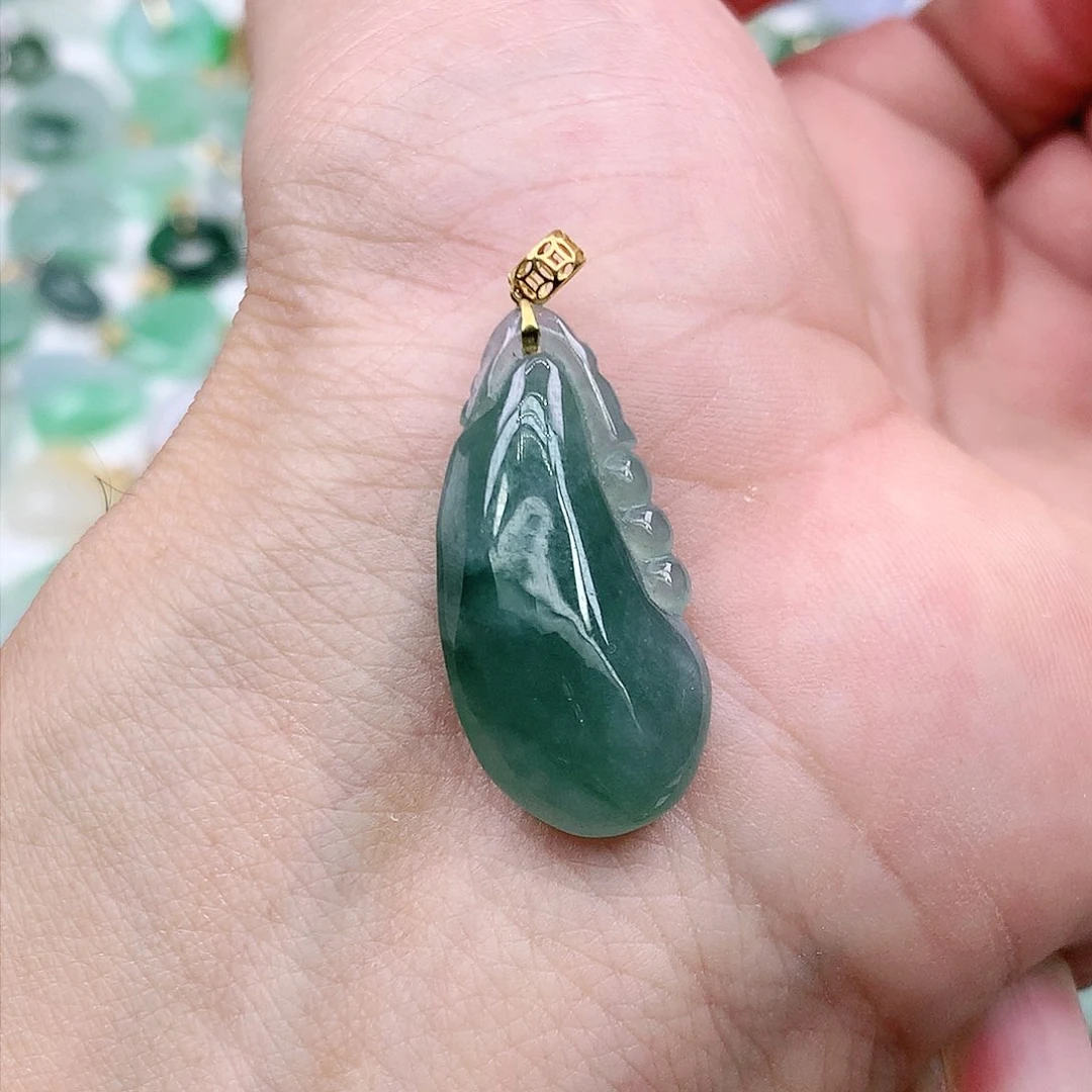翡翠吊坠(不含链)18K金镶嵌
