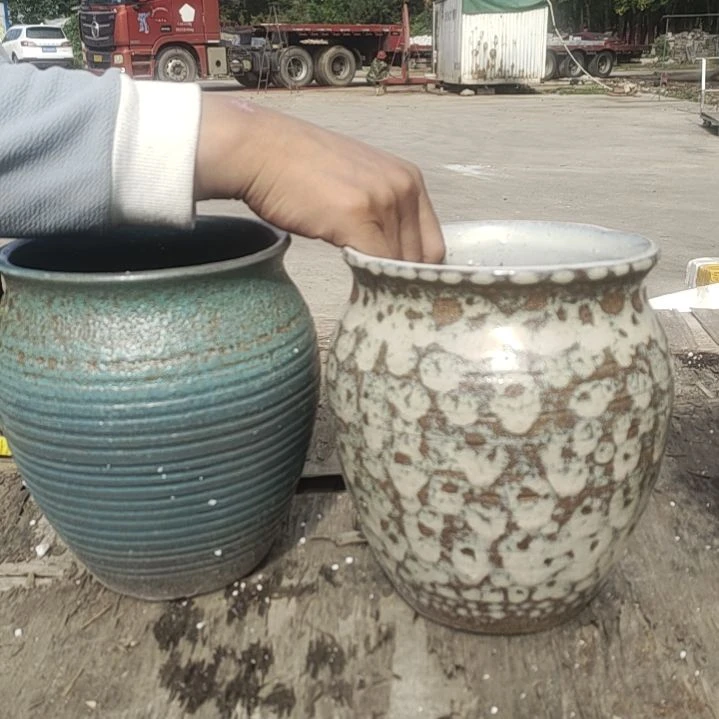 红陶20CM（含）-50CM（不含）瑕疵17-22  两个