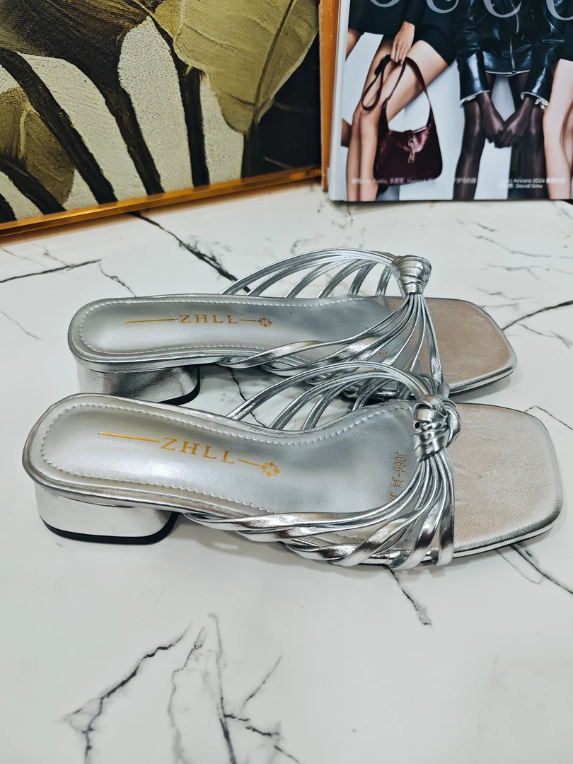 紫幻玲珑加宽大码2024夏季新款法式百搭方头扭结编织外穿平底凉拖