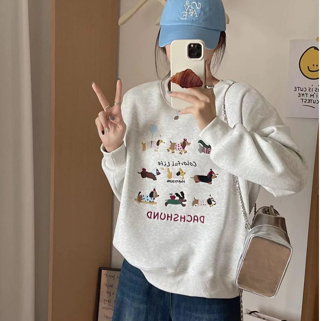 冬季韩版新款加绒卫衣女腊肠狗重工刺绣宽松洋气加厚圆领套头上衣