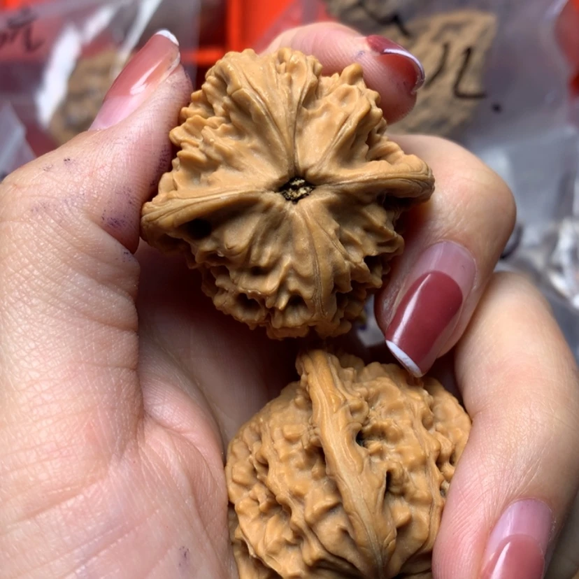 【闪购商品】文玩核桃吊坠