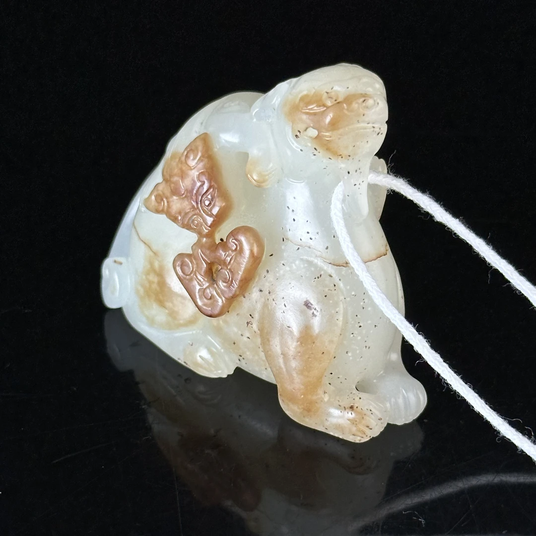 明和田玉瑞兽螭龙纹把件 ZR51016004*【上海兰馨】