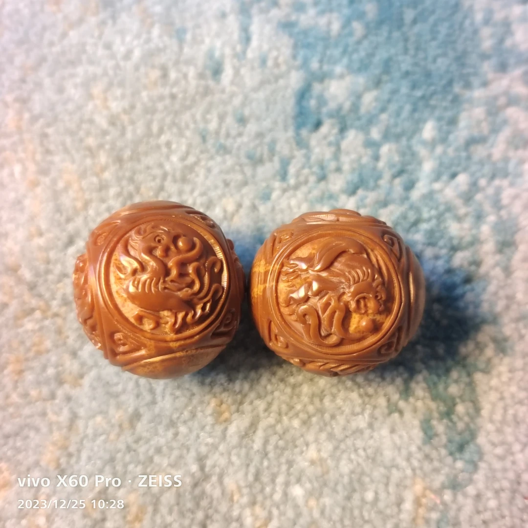 巴西大橄榄核雕刻正圆四象