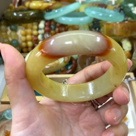 蛇纹石玉手镯52+未镶嵌