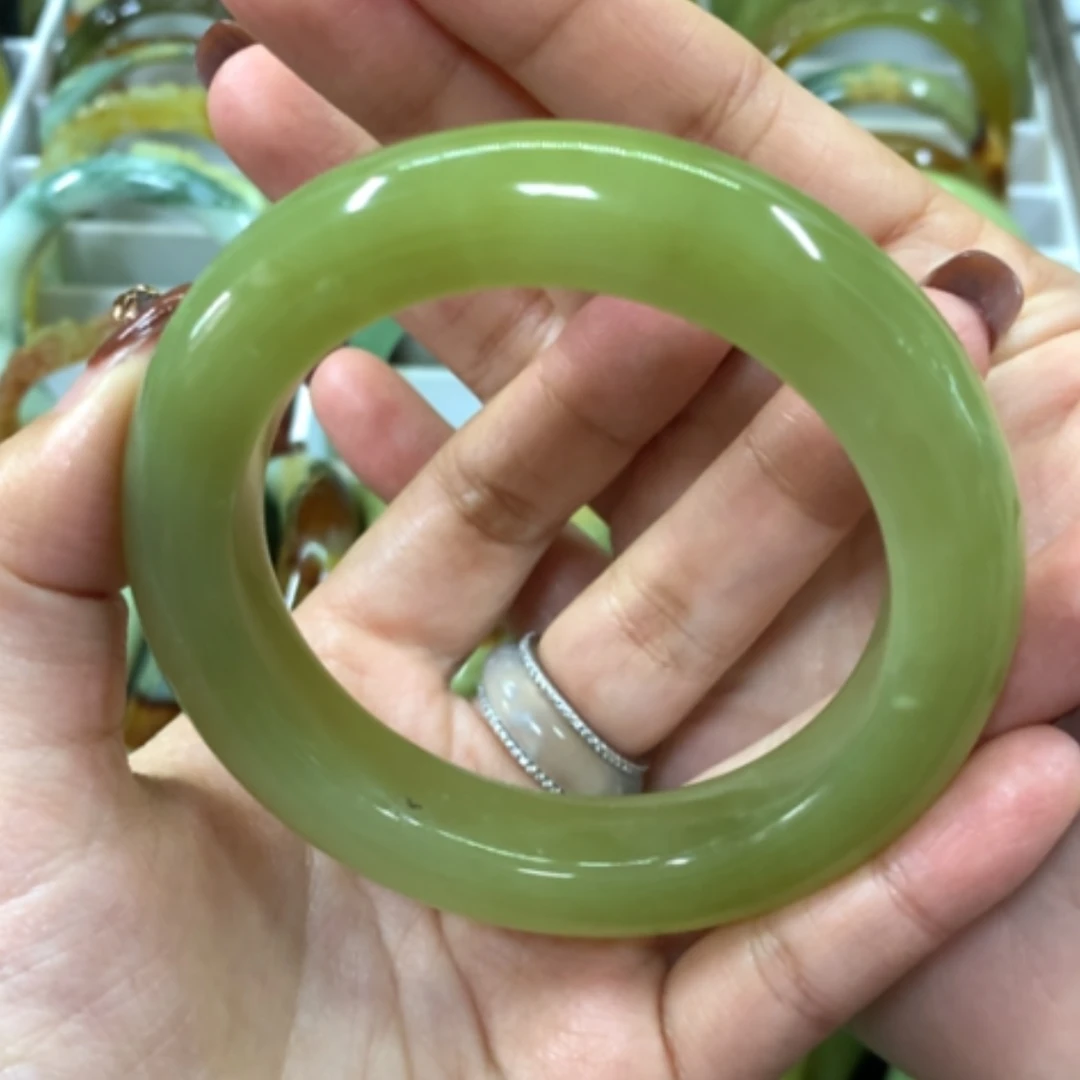 【闪购商品】蛇纹石玉手镯未镶嵌M****9