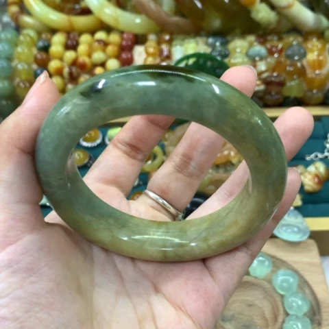 蛇纹石玉手镯58+未镶嵌