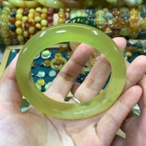 蛇纹石玉手镯60未镶嵌