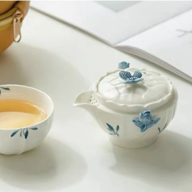 手工手绘中式蝴蝶兰花简约便携式茶具陶瓷旅游茶具白瓷手抓壶105