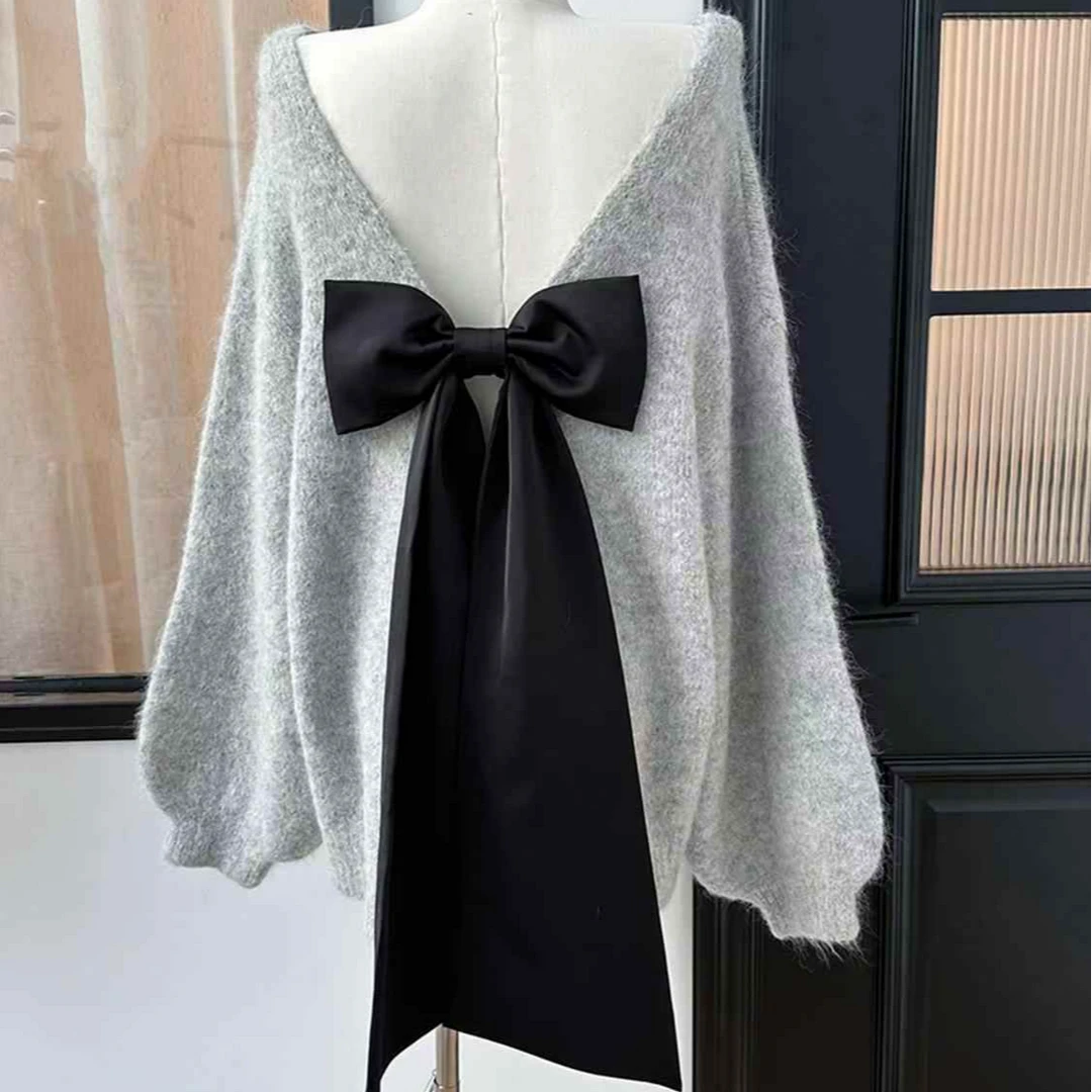 蝴蝶结性感露背长袖针织衫女早春宽松慵懒套头毛衣设计感撞色上衣