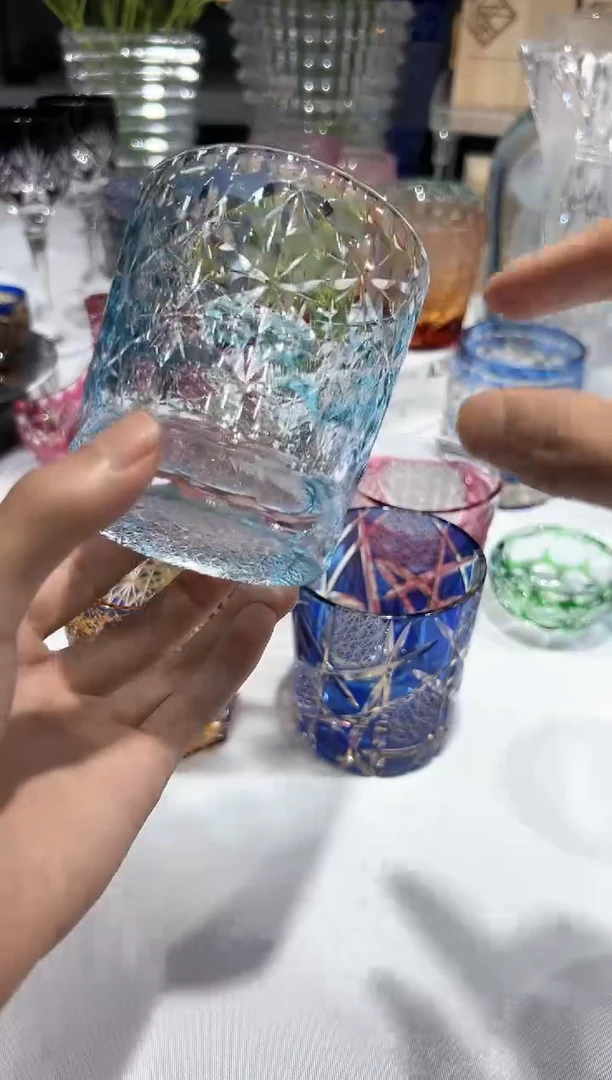 【闪购商品】花纱天蓝色切子水晶杯