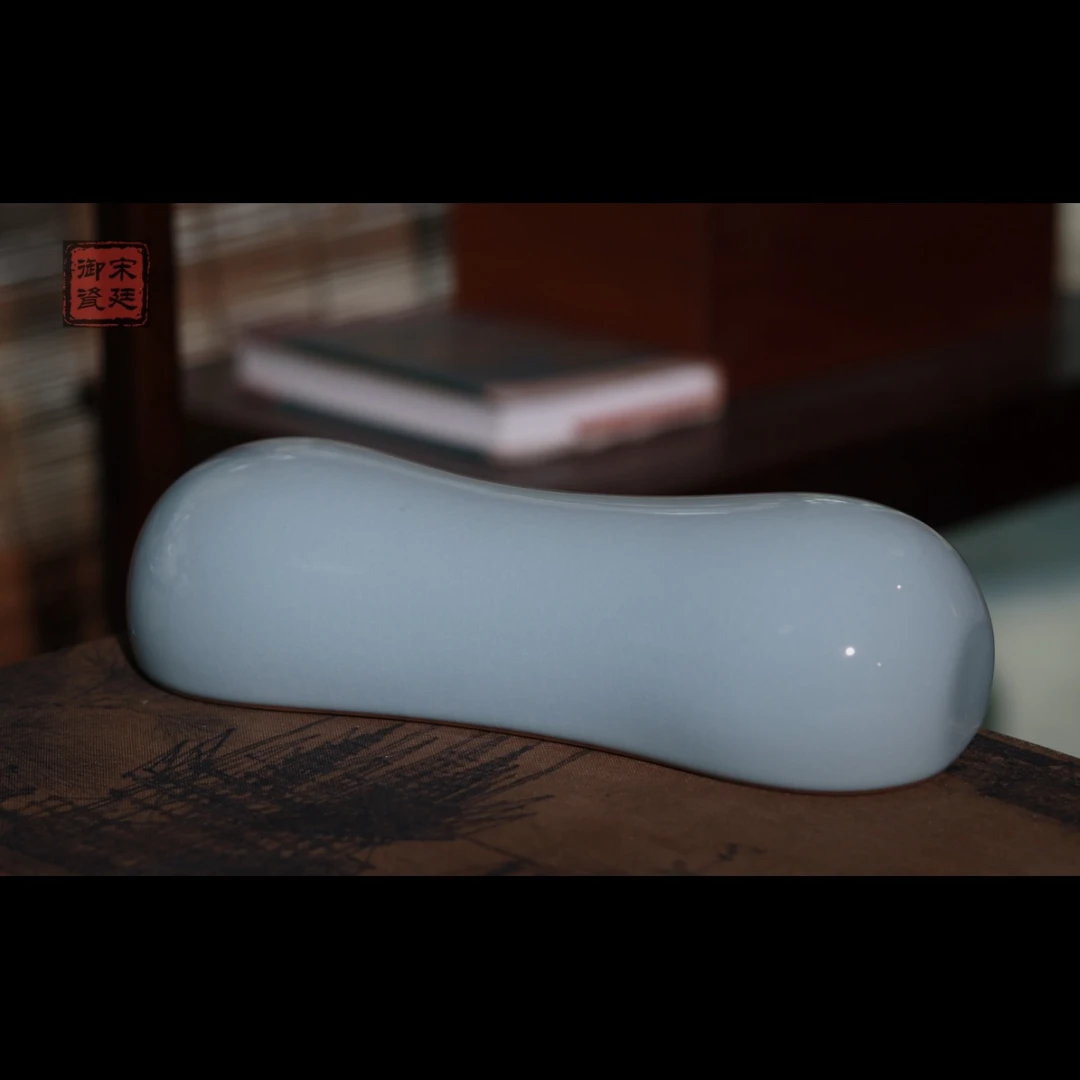 【宋廷御瓷·汝官窑】原矿天青釉瓷枕