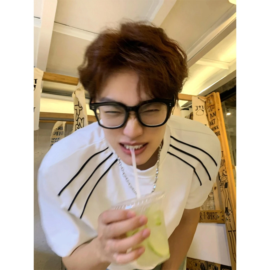 解构线条垫肩重磅300g短袖t恤男夏季高级感美式潮牌痞帅五分半袖