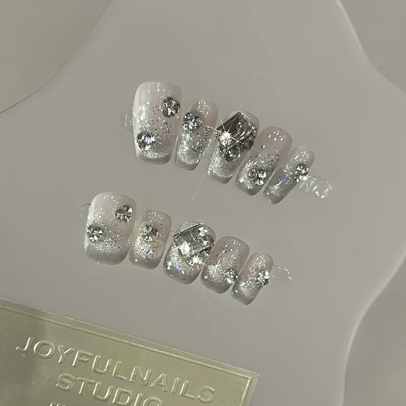 【凡尔赛千金】椿寂CHUNJI 手工设计穿戴甲气质爆闪夏日温柔纯手工