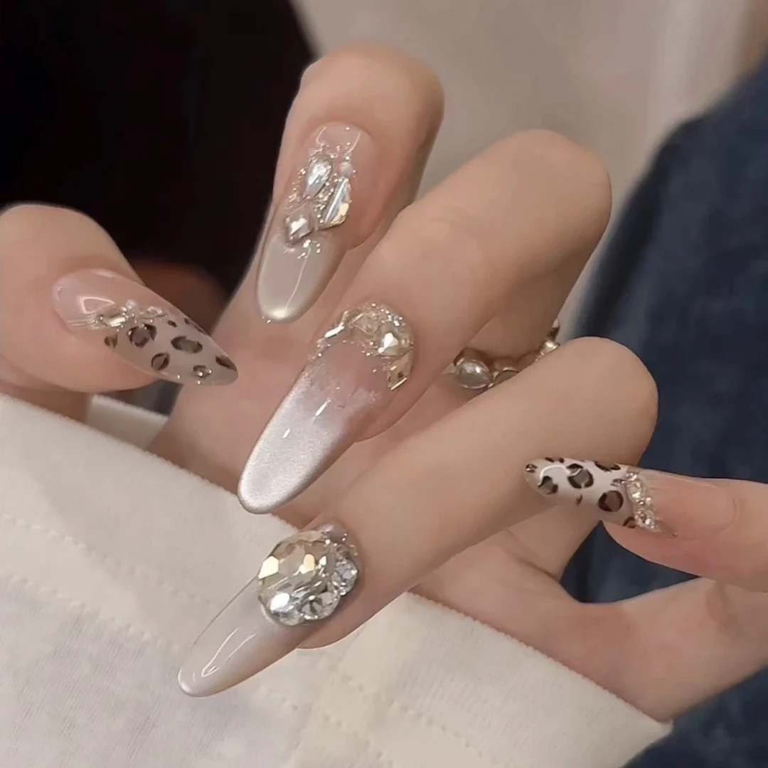 【小野猫】夏日款设计穿戴甲温柔纯手工气质纯欲ins风