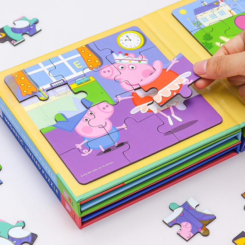 小猪佩奇磁力拼图小朋友早教益智启蒙安静书儿童开发大脑益智玩具