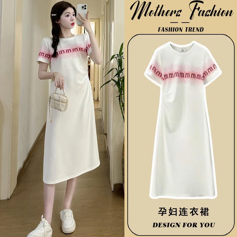 孕妇连衣裙短袖薄款白色中长款时尚字母烫钻遮肚显瘦2024新款夏女