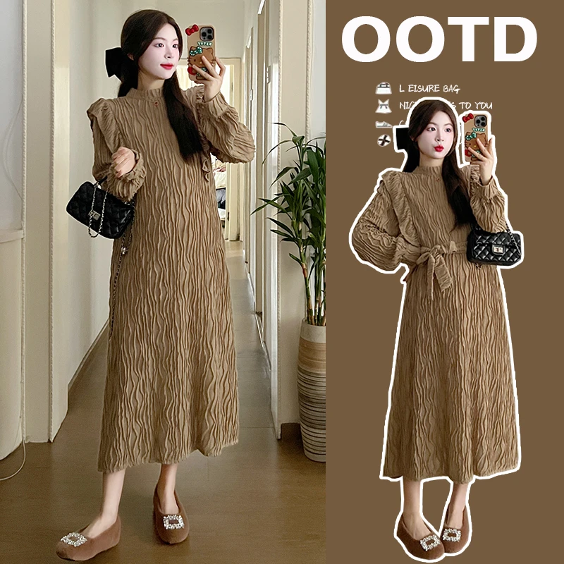 孕妇连衣裙秋冬新款宽松复古木耳蕾丝气质高级感打底裙大码显瘦潮