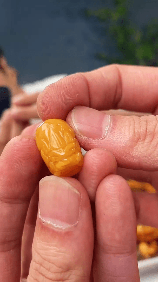 【闪购商品】蜜蜡珠宝奇石未镶嵌假一赔四