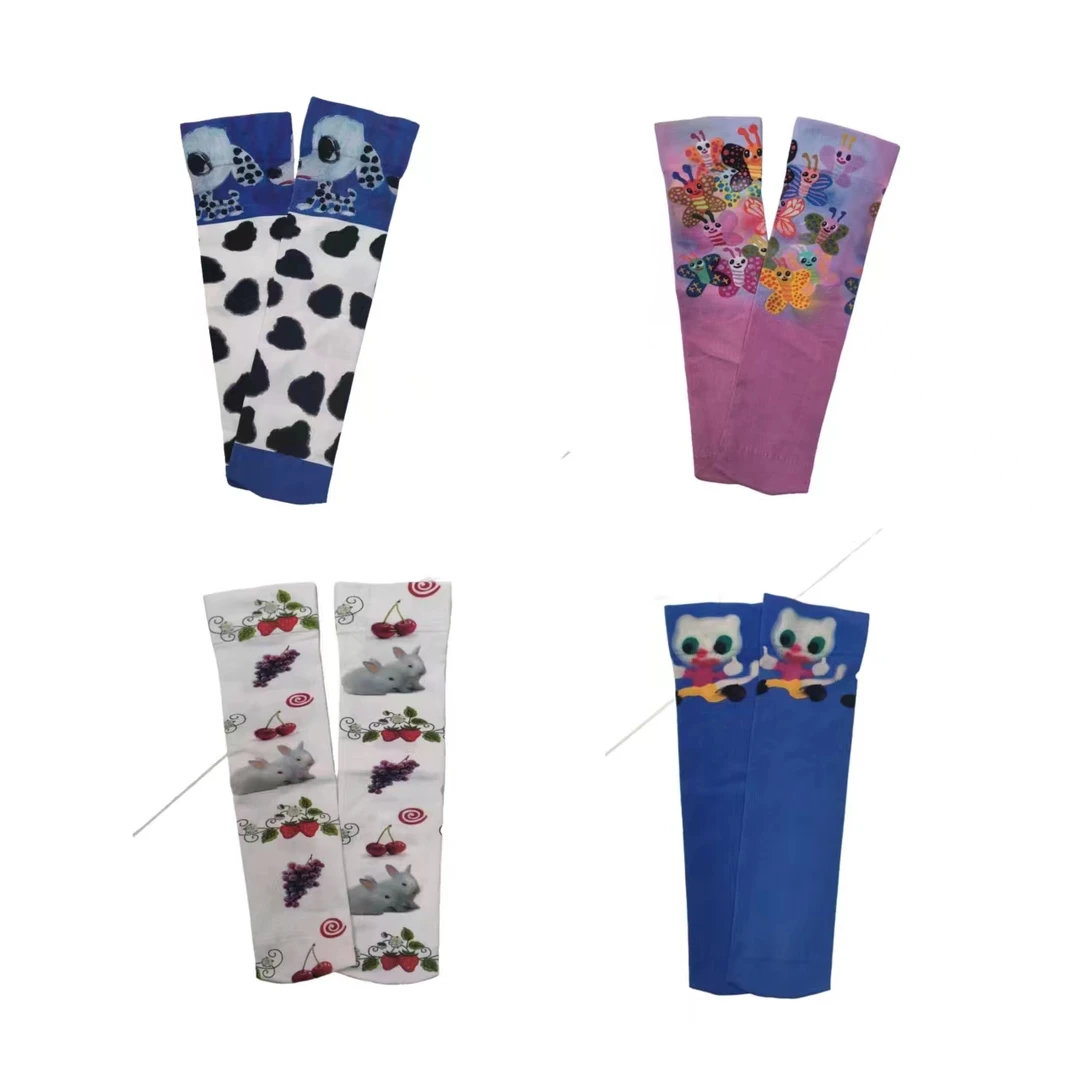 礼物商店 彩色图案中筒袜