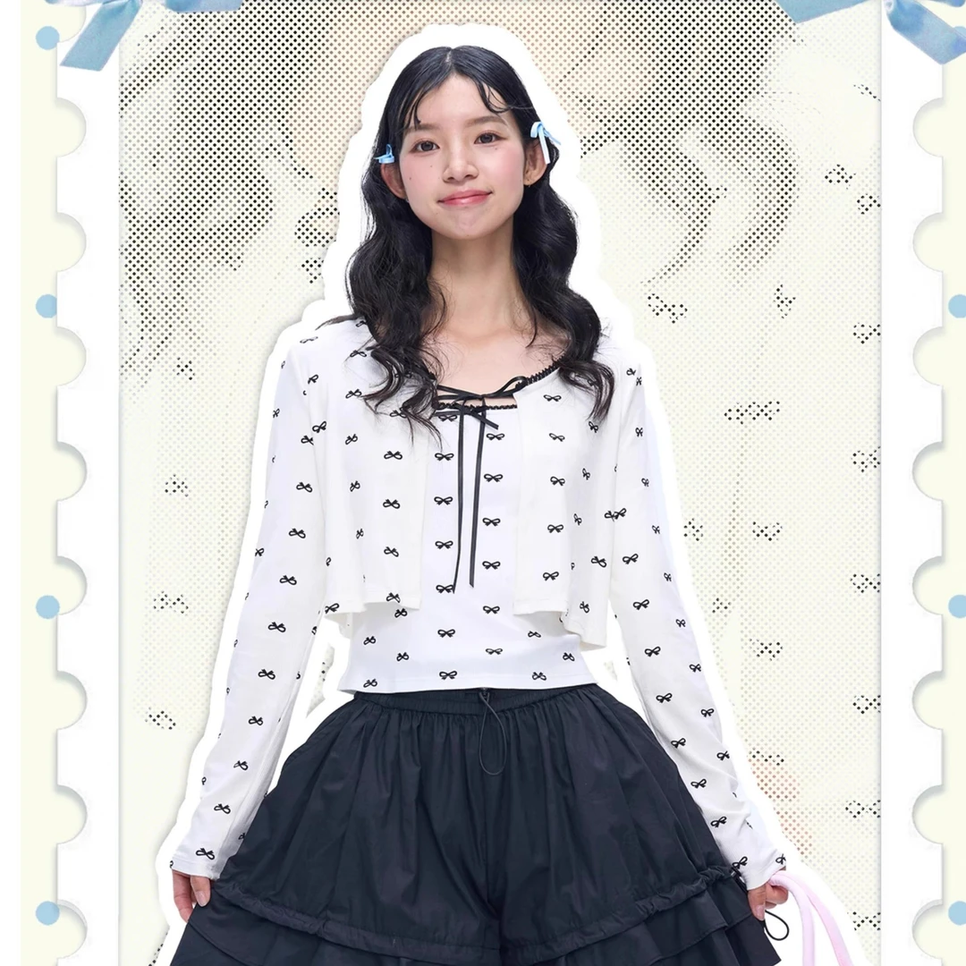 MOF礼物商店 2024秋冬小黑蝴蝶结白色针织开衫/吊带背心套装