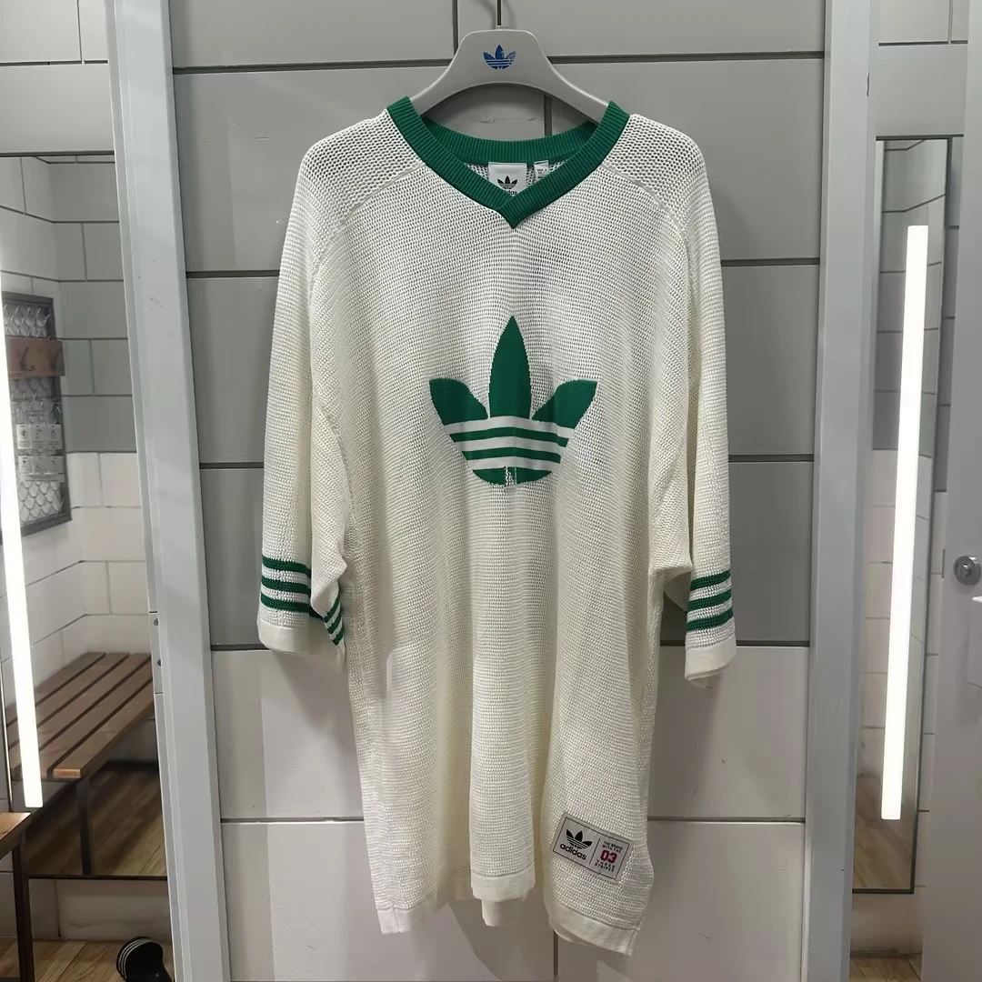 adidas/阿迪达斯白色休闲时尚百搭套头短袖JL5974