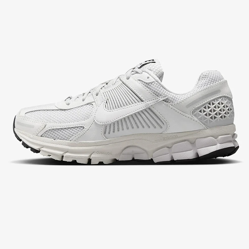 NIKE/耐克女子Zoom Vomero 5舒适运动网面休闲鞋 FQ7079-100