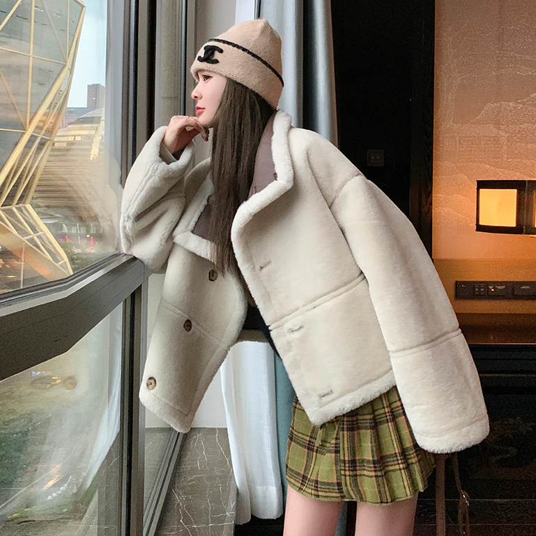 两面穿皮毛一体羊羔绒外套女秋冬2024新款小个子短款加绒加厚棉服