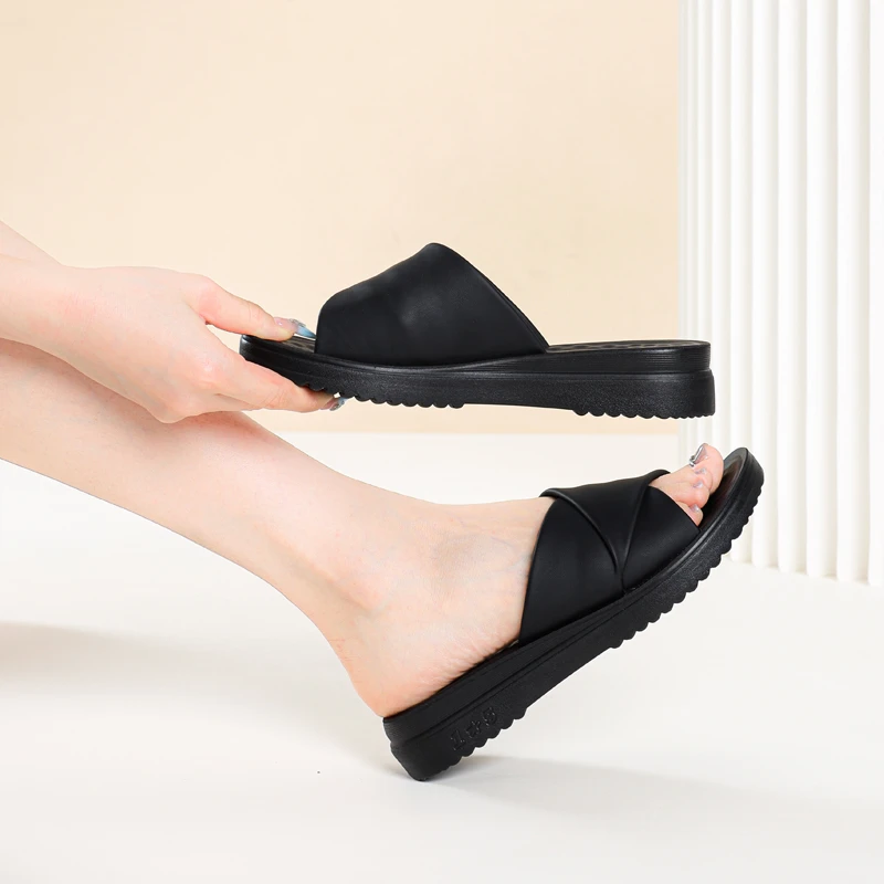 妈妈凉拖鞋外穿舒适软底中年凉鞋休闲中老年人拖鞋夏季新款