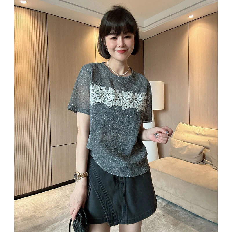 咔呐咪~高级蕾丝花纹贴布拼接亮片薄款防嗮微透短袖T恤
